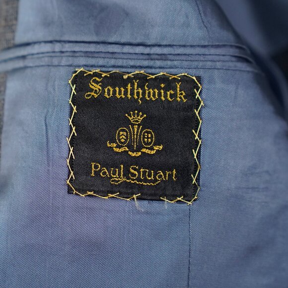 Paul Stuart Two Button Wool Suit, Grey Windowpane Check, Size 37R - Picture 11 of 14